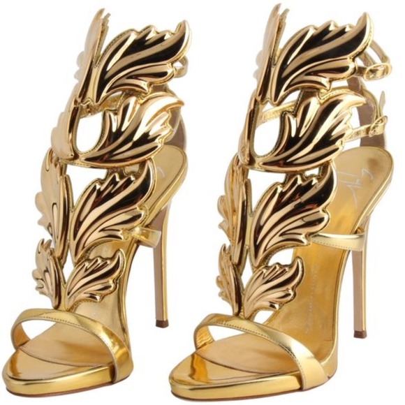 Giuseppe Zanotti - Picture 1 of 6
